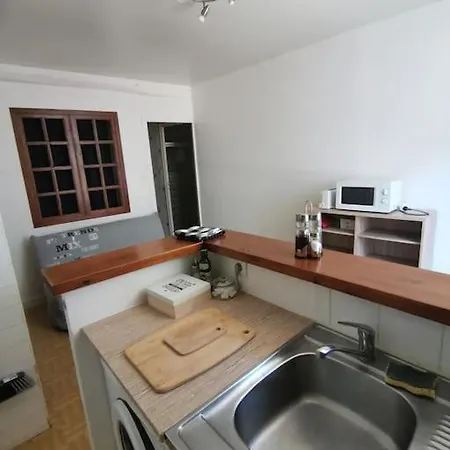 Apartment T1 Bis Centre D'aurillac *